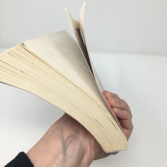 Me Before You by Jojo Moyes Softbound Paperback Book - Picture 10 of 10